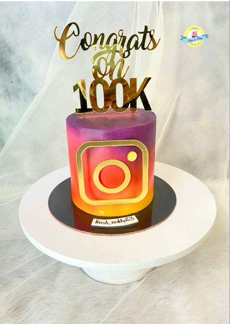 10k Cake Ideas, 100 K Instagram Followers, 100k Cake Design, 100k On Instagram, 100k Celebration Ideas, 500k Followers Instagram, Instagram Cake Design, 10k Followers Cake, 100k Followers Celebration