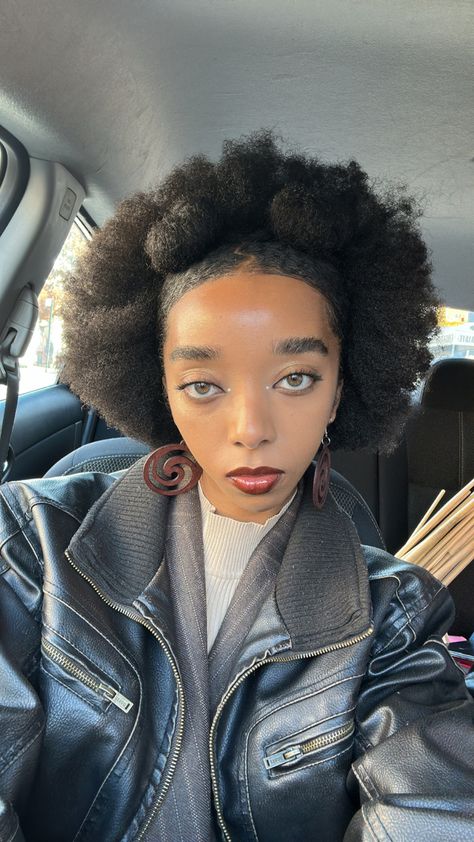 Afro hair Edgy Afro Hairstyles, Round Face Natural Hairstyles, 70s Natural Hair Black Women, Fancy 4c Hairstyles, Unique Afro Hairstyles, 2000s Natural Hairstyles, Alt Natural Hairstyles, Small Afro Hairstyles, 90s Natural Hairstyles For Black Women