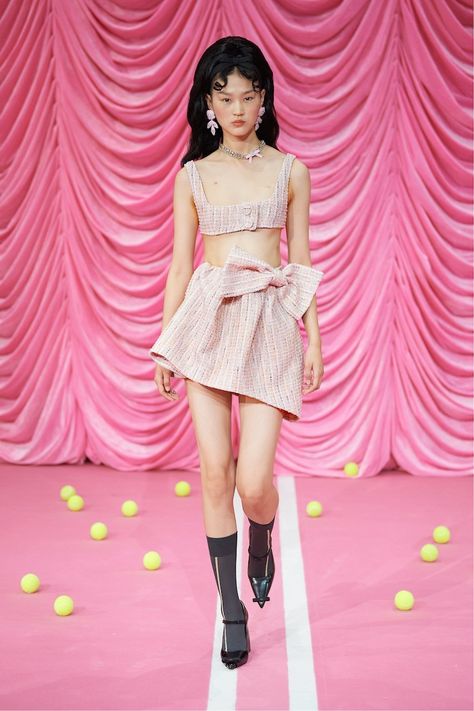 Shu Shu Tong, Shushu Tong, Matching Skirt Set, Runway Outfits, Wes Anderson, Runway Collection, Only Fashion, Kpop Outfits, Dream Job