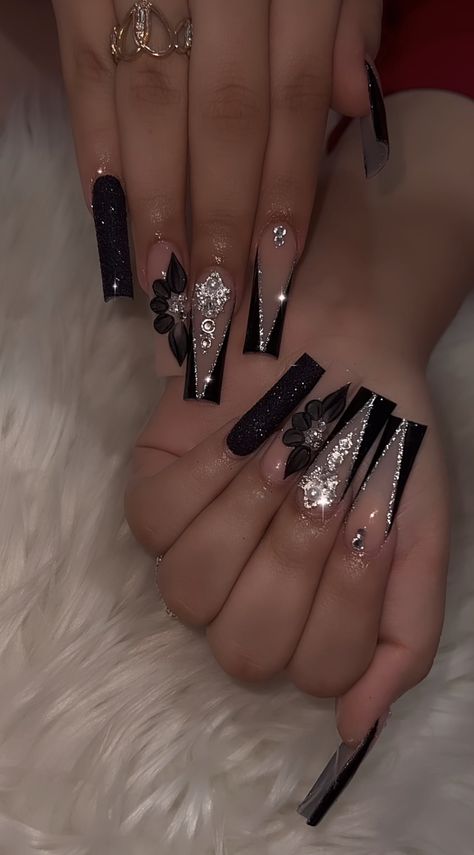 Acrylic Nails Coffin Ombre, Quince Nails, Quinceanera Nails, Gold Acrylic Nails, Purple Acrylic Nails, Acrylic Toe Nails, Black Acrylic Nails, Hello Nails, Winter Nails Acrylic