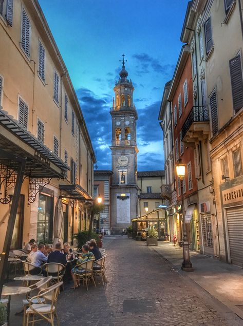 parma at night Trip Italy, Parma Italy, Greek Vacation, Modena Italy, Italy Wine, Best City, Italy Summer, Italy Trip, Italy Aesthetic