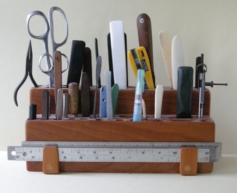 Bookbinding Tools, Bookmaking, Workshop Organization, Leather Workshop, Shop Storage, Shop Organization, Basic Tools, Workshop Storage, Handmade Books