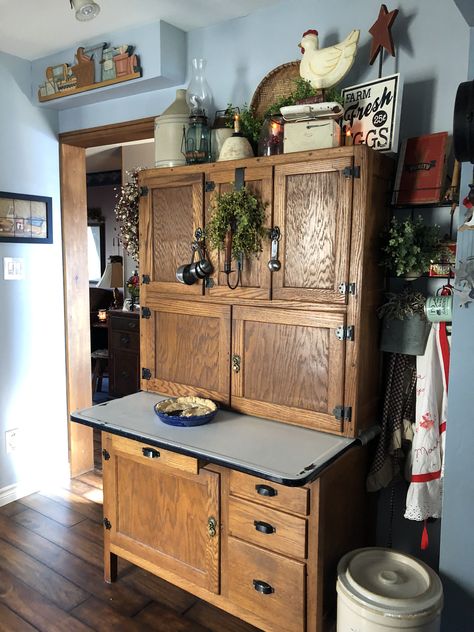 Cabinets For Pantry, Hoosier Cabinet Decorating Ideas, Storage In Dining Room, Extra Food Storage, Country Kitchen Pantry, Cabinet Decorating Ideas, Antique Decor Ideas, Antique Hoosier Cabinet, Cape Cod Interior Design