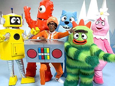 9 Mom-Approved Shows for Toddlers and Preschoolers 2000 Kids Shows, 2000s Kids Shows, Old Kids Shows, Right In The Childhood, 2010s Nostalgia, Baz Luhrmann, Childrens Tv, Childhood Memories 2000, Yo Gabba Gabba