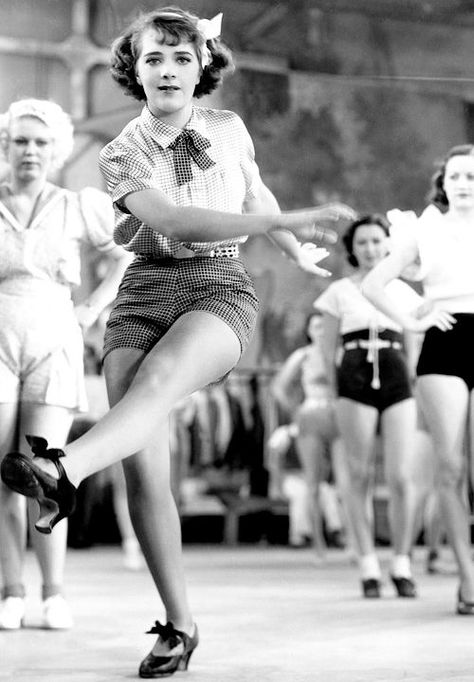 Ruby Keeler, Busby Berkeley, Vintage Dance, Lindy Hop, Swing Dance, Tap Dance, Street Dance, Dance Pictures, Old Hollywood Glamour