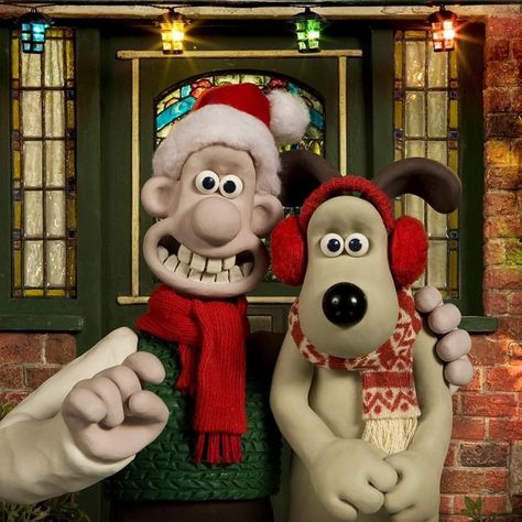 Wallace And Gromit Christmas, Shaun The Sheep Christmas, Shaun The Sheep Aesthetic, Wallace And Gromit Characters, Wallace And Gromit, Aardman Animations, Love Is Cartoon, Childhood Characters, Christmas Films