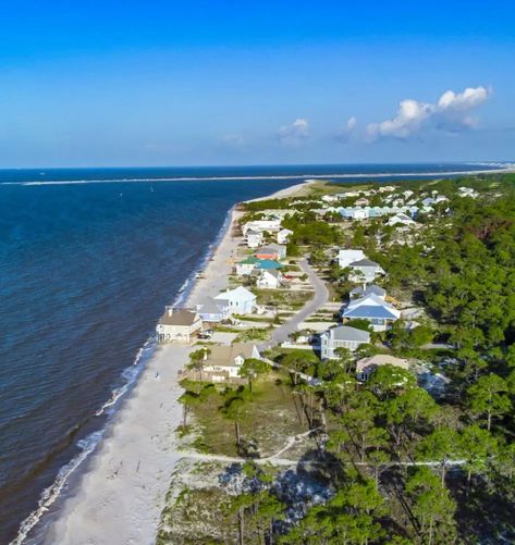 20 Unique Things To Do In Dauphin Island Dolphin Island Alabama, Pretty Island, Dauphin Island Alabama, Alabama Vacation, Dauphin Island, Island Vacation, Gulf Of Mexico, Unique Things, Vacation Spots