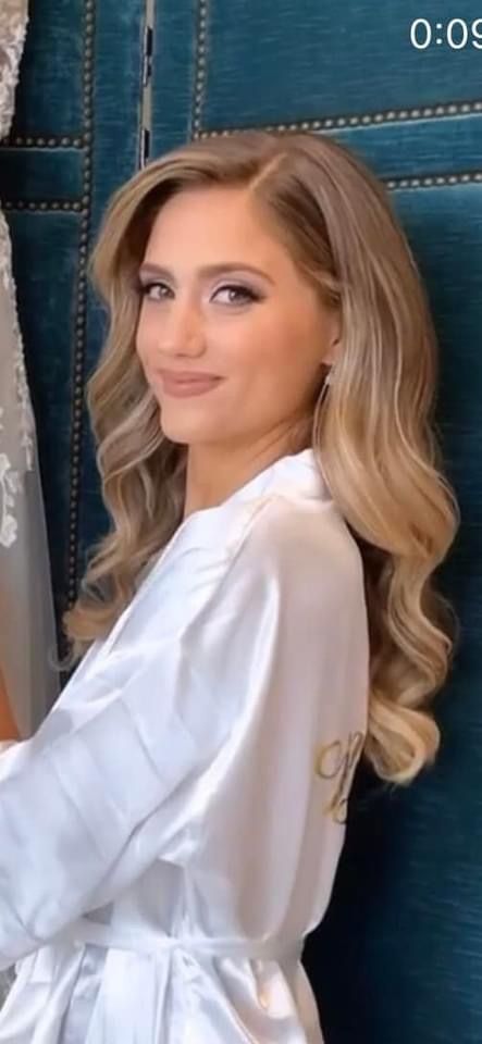 Rehearsal Dinner Hair, Blonde Bridal Hair, Engagement Photo Hair, Bridesmaid Hair Inspo, Bridal Hair Down, Pageant Hair, Wedding Hairstyles Bridesmaid, Bridesmaid Hair Makeup, Bridal Hair Inspiration