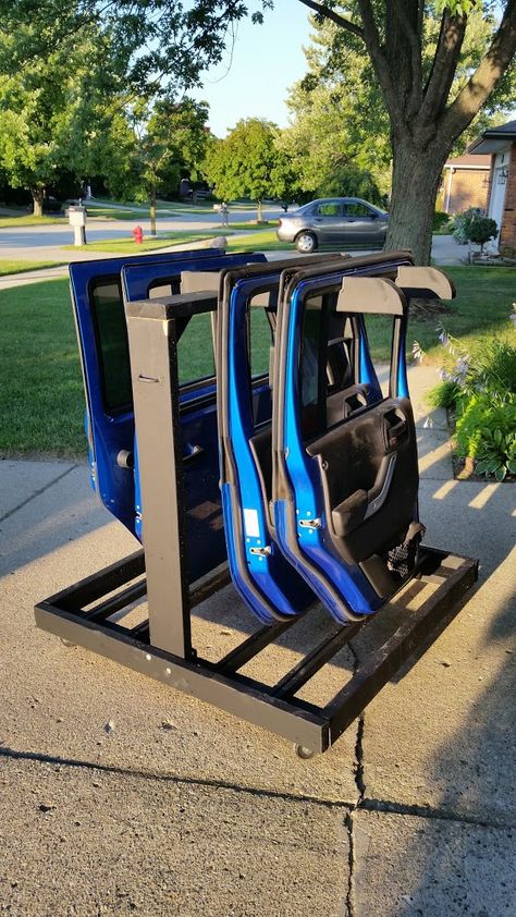 Jeep Essentials, Jeep Interior Ideas, Cute Jeep Accessories, Jeep Hacks, Jeep Wrangler Doors, Jeep Garage, Jeep Wrangler Forum, Jeep Doors, Jeep Sahara