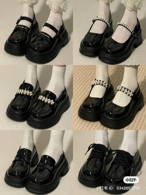 Merry Jane Shoes Outfit, Shoes Classy, Cute Casual Shoes, Outfits Skirt, Korean Shoes, Style Pinterest, Pretty Shoes Sneakers, Cute Shoes Heels, Kawaii Shoes