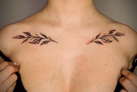 Leaf Collar Bone Tattoos For Women, Leafy Collar Bone Tattoo, Vine Collarbone Tattoo, Collar Bone Tattoo Women, Leaf Collar Bone Tattoo, Clavicle Tattoos For Women, Tattoo On Collar Bone, 88 Tattoo, Collarbone Tattoos