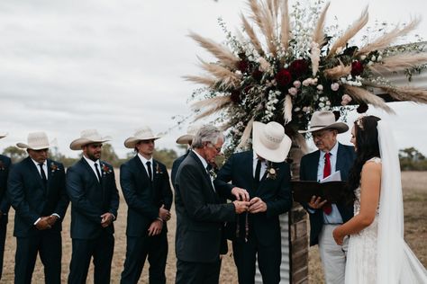 Cowboy Hat Groomsmen, Baller Outfits, Western Wedding Groomsmen, Country Wedding Groomsmen, Country Wedding Attire, Cattle Station, Lacy Wedding Dresses, Country Wedding Pictures, Western Weddings