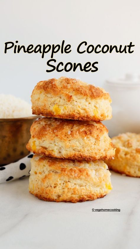 Pineapple Waffles Recipe, Pineapple Scones Recipe, Savory Coconut Recipes, Coconut Scones Recipe Easy, Scones Coconut, Pineapple Scones, Pineapple Biscuits, Eggless Scones, Coconut Scones Recipe