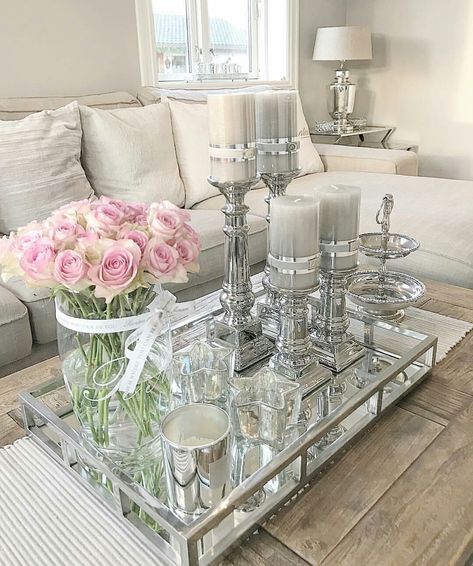 Wood Sofa Table, Tafel Decor, Table Decor Living Room, Silver Decor, Wood Sofa, White Furniture, Decorating Coffee Tables, The Coffee, Dining Room Decor