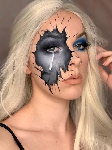 Mental Health Makeup Looks, Extreme Makeup Looks, Scary Halloween Makeup Looks, Scary Halloween Makeup, Broken Makeup, Extreme Makeup, Face Paint Makeup, Face Art Makeup, Halloween Makeup Scary