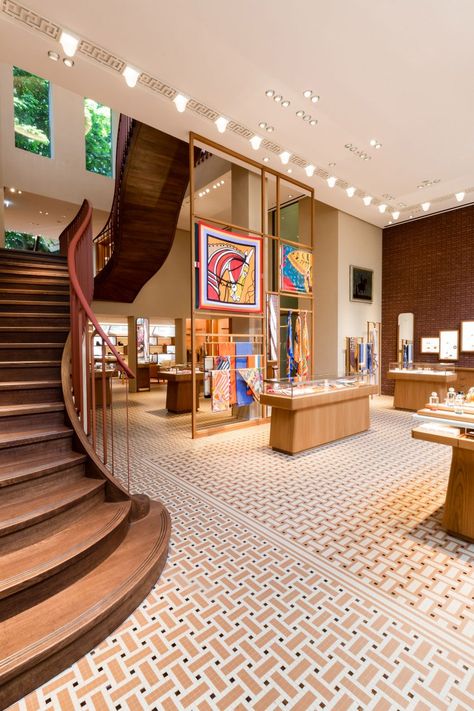 Hermès Amsterdam store in MVRDV's Crystal Houses Hermes Home, Wooden Pavilion, Hermes Store, Modest Boutique, Amsterdam Houses, Wood Staircase, Townhouse Designs, Wooden Staircases, Deco Boheme