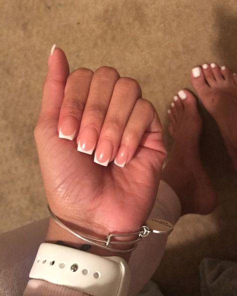 White Tip Short Nails, Short White Tip Acrylic Nails, Short White Tip Nails, Short Square French Nails, White Tips Nails, French Nails Design, White Tip Acrylic Nails, Overlay Nails, Remove Acrylic Nails