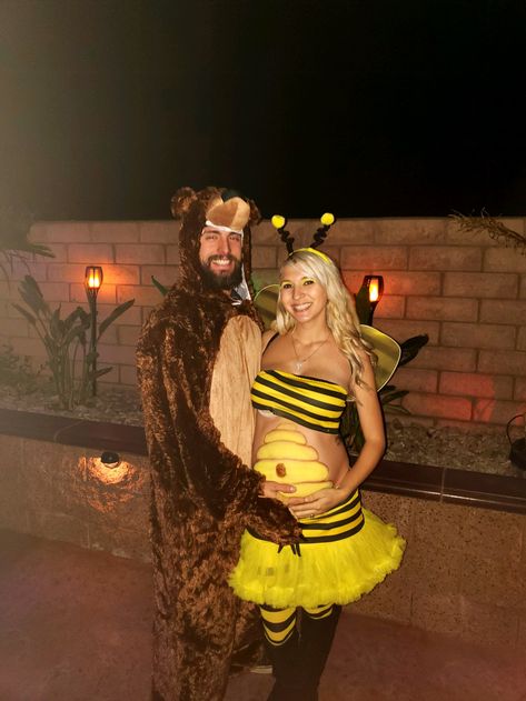 Halloween honey bear bee diy costume easy quick and cheap Bee And Honey Costume, Bee And Beekeeper Costume, Bee Couple Costume, Bear Couple Costume, Bee And Bee Keeper Costume, Beekeeper Costume, Honey Costume, Bee Diy, Bumble Bee Costume