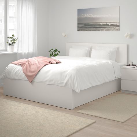 White panel bedroom