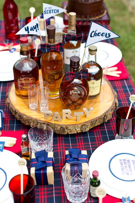 A Dapper Gentleman's Scotch Themed Birthday Party! Mens Birthday Ideas Decorations, Gentleman Party Ideas, Adult Birthday Party Themes, Pub Party, Birthday Themes For Adults, Birthday Party Decorations For Adults, Adult Party Themes, Fun Party Themes, Mens Birthday Party