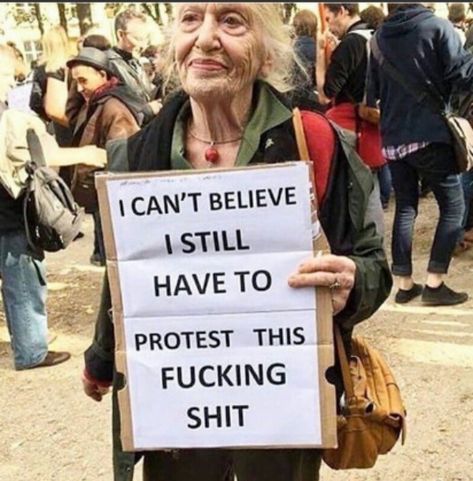 20 brilliant Women's March signs that we just can't get over Rosie The Riveter Poster, Womens March Signs, March Signs, Protest Posters, Protest Signs, Right To Choose, Feminist Quotes, Womens March, Name Photo