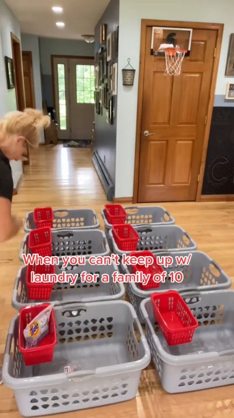 Mum-of-eight praised for genius laundry system which speeds up the washing & she swears it stops her kids fighting too Kitchen Laundry Basket, Laundry And Workout Room, Big Family Laundry System, Big Family Laundry Room, Laundry Room Clothes Basket Ideas, Large Family Laundry System, Laundry System Ideas, Laundry Organization System, Laundry Supplies Organization