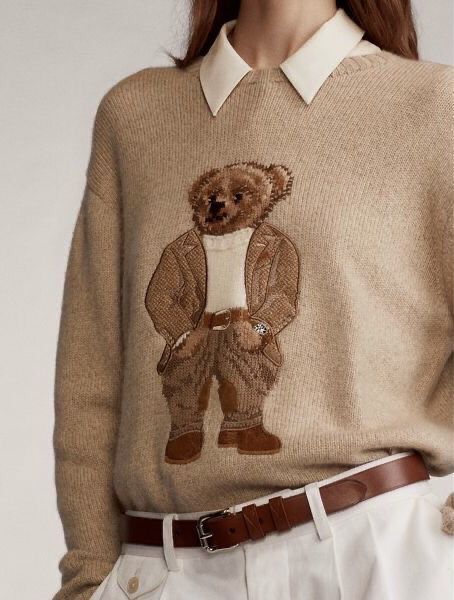 Bear Clothing, Dreamy Wardrobe, Teddy Bear Sweater, Cream Turtleneck Sweater, Bear Sweatshirt, Bear Sweater, Fashion Archive, Bear Outfits, Ralph Lauren Style