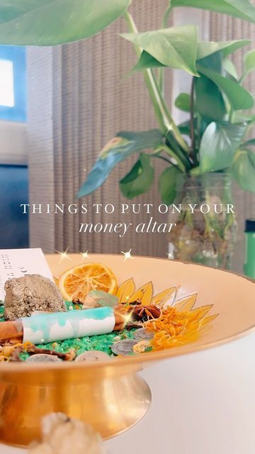 High Vibe Home | The Modern Witch Shop on Instagram: "✨ let’s talk about money altars ✨ this new moon in Virgo happening on Jupiters day has got me fixing mine up today, so let’s talk about it! 💰 Your money altar is your space to do all your manifestations, money rituals + attract abundance to you ✨ some things you can put on your money altar are : 💰 a money bowl 💰 money oils 💰 money incense 💰 plants 💰 pyrite, green aventurine, tigers eye, malachite + moss agate 💰 money! real or fake 💰 c Abundance Altar, Money Incense, Money Altar, New Moon In Virgo, Money Bowl, Money Rituals, Moon In Virgo, Witch Shop, Virgo Moon