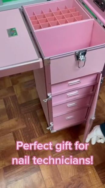 Our mobile vanity has 4 swivel wheels, 2 of which are lockable, an expandable floor table and mirror, bluetooth speaker, 4 large capacity drawers. Nail Cart Organizer Ideas, Makeup Cart Organizer, Nail Desk Ideas, Nail Table Ideas, Dressing Station, Nail Art Table, Mobile Nail Salon, Luxury Nail Salon, Nail Arm Rest