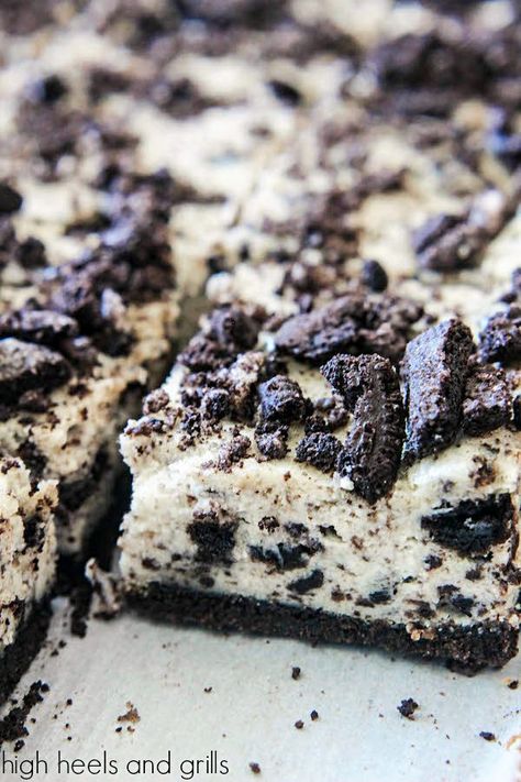 Oreo Cheesecake Bars, Cream Cheese Oreo, Cheesecake Oreo, Cheesecake Bar Recipes, How To Make Cheesecake, Oreo Cheesecake, Bars Recipe, Cheesecake Bars, Pumpkin Cake