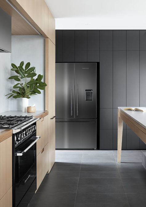 An integrated Fisher & Paykel CoolDrawer™ disappears into the cabinetry and provides five temperature settings for maximum flexibility: freezer, chill, fridge, pantry, and wine modes. Australian Kitchen, Black Fridges, Fridge French Door, Black Appliances, Kitchen Fridges, Freestanding Fridge, Fisher Paykel, Slate Flooring, Kitchen Design Trends