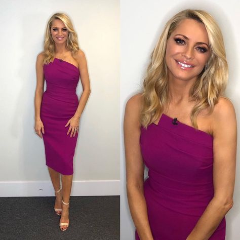 Tess Daly Strictly pink strapless dress Strictly Come Dancing 2017 Tess Daly, Suzanne Neville, Pink Strapless Dress, 27 Dresses, Strictly Come Dancing, Dress Pink, Celebrity Crush, Pink Dress, One Shoulder Dress