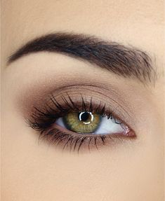 Untitled Too Faced Natural Matte, Makeup Cantik, Matte Eyeshadow Palette, Simple Eye, Makijaż Smokey Eye, Natural Eyes, Eye Makeup Tips, Matte Eyeshadow, Natural Beauty Tips