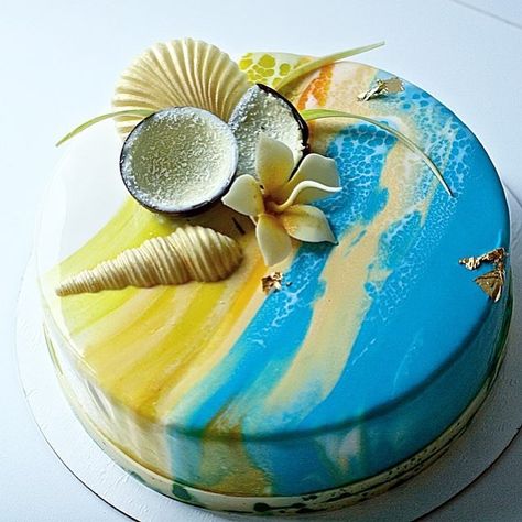 Tropical cheesecake Tropical Cheesecake, Extreme Cakes, Beach Theme Wedding Cakes, Mirror Glaze Cake Recipes, 14th Birthday Cakes, Ocean Cakes, Galaxy Cake, Mirror Glaze Cake, Sea Cakes