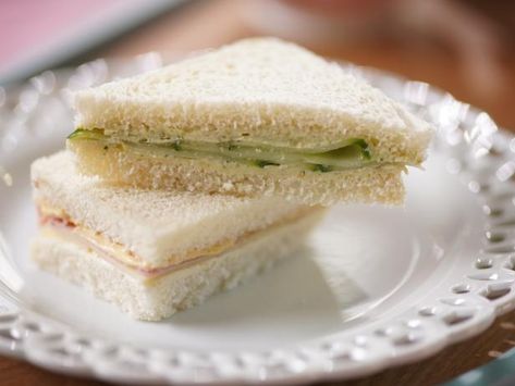 Get Cucumber and Jalapeño Pesto Tea Sandwiches Recipe from Food Network Vegan Cucumber Sandwiches, Vegan Cucumber, Cucumber Tea, Vegan Afternoon Tea, Edgy Veg, Food References, Cucumber Tea Sandwiches, English Recipes, Jeff Mauro