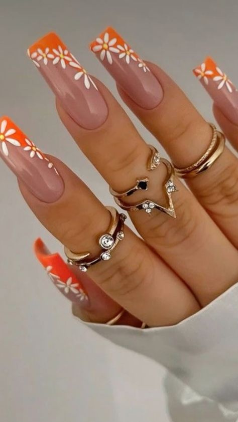 Orange And White Nails, Mama Nails, Bright Orange Nails, Lily Nails, Nail Summer, Bright Summer Nails, Spring Nail Designs, Fancy Nails Designs, Summery Nails