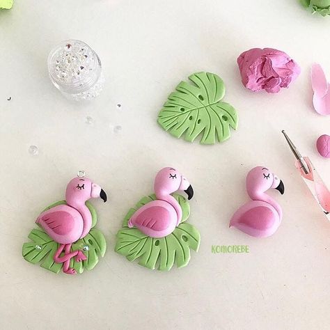 Polymer Clay Kunst, Fondant Ideas, Cake Cute, Clay Magnets, Cake Fondant, Tanah Liat, Polymer Clay Animals, Cute Polymer Clay, Polymer Clay Miniatures