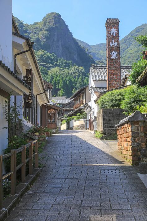 Okawachiyama Pottery Village: The Village of the Secret Kilns Japanese Neighborhood, Japan Countryside, Japan Village, Pottery Village, Japanese Countryside, Japanese Village, Japan Aesthetic, Aesthetic Japan, Visit Japan