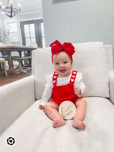 Baby Girl Valentines Day Outfit, Valentines Baby Outfit, Valentines Baby Photos, Baby Valentines Day Outfit, Toddler Gift Guide, Valentine Outfits, Baby Valentines Outfit, 5 Month Baby