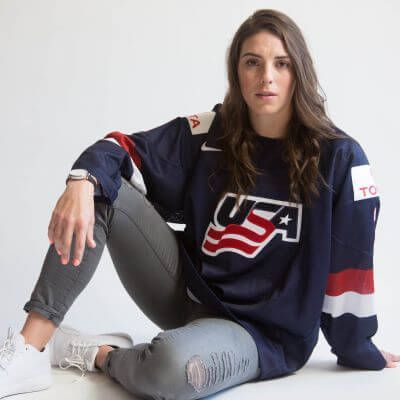 Hilary Knight Hockey Halloween Costume, Hockey Player Costume, Hilary Knight, Hockey Outfits, Hot Hockey Players, Usa Hockey, Ice Girls, Women's Hockey, All Star Team