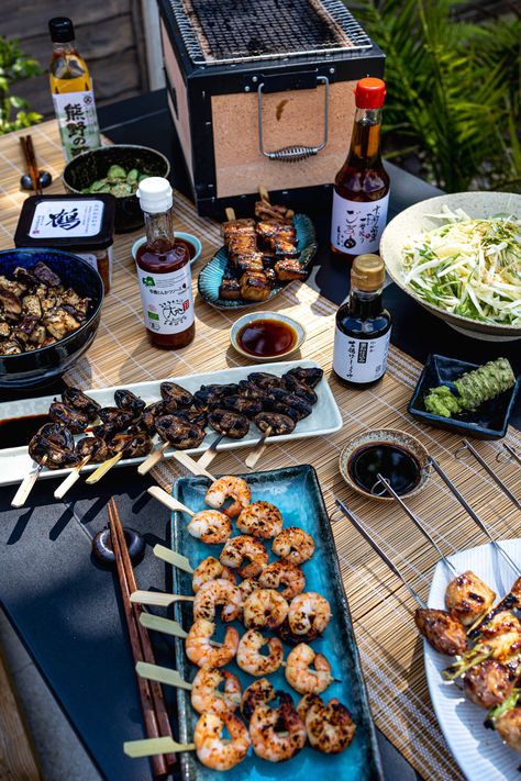 Konro Grill, Japanese Bbq, Raclette Grill, Dishes To Make, Bbq Dishes, Bbq Essentials, Mountain Summer, Beach Cafe, Summer Bbq