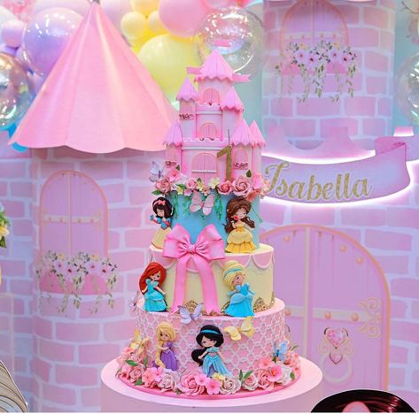 Disney Princess 1st Birthday Cake, Disney Princess Theme Party, Disney Princess Birthday Cakes, Girly Birthday Cakes, 7th Birthday Cakes, Princess Birthday Party Decorations, Disney Princess Cake, Princess Theme Birthday, Princess Theme Birthday Party