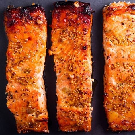 Low Sodium Salmon, Mustard Glazed Salmon, Maple Syrup Salmon, Rosh Hashanah Menu, Salmon Recipes Oven, Maple Salmon, Maple Glazed Salmon, Low Salt Recipes, Salmon Glaze Recipes