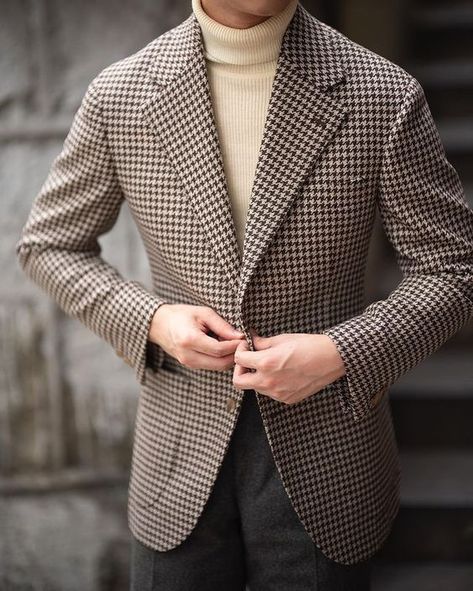 Houndstooth Blazer Outfit, Turtle Neck Outfits, Houndstooth Suit, Informal Dress, Classic Menswear, Casual Fridays, Blazer Outfit, Fashion Suits For Men, Houndstooth Blazer