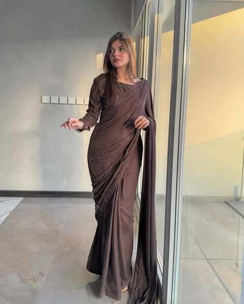 Prettiest @seemalrehan_ is slaying in our Our beautiful 'Velvet Saree' are an elegant three piece stitched saari that comes with a… | Instagram Velvet Saree, Comfortable Outfit, Saree Design, Brown Velvet, Silk Velvet, Beautiful Saree, Raw Silk, Girly Photography, Petticoat