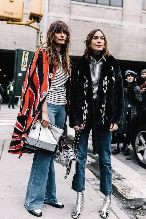 Street Style New York, Street Style Fall Outfits, Silver Boots, Bootcut Jean, Boyfriend Jean, Looks Street Style, Fashion Wishlist, Fashion Weeks, Street Style Inspiration