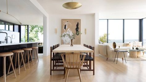 lawson-fenning on Instagram: “Interior by @jdpinteriors Alta Brass Dome and Counterbalance Chandelier by @lawsonfenning #lawsonfenning #lfaltabrassdome…” California Design Interior, San Francisco Houses, Green Furniture, Green Street, Vogue Living, Funky Furniture, Mug Design, California Homes, Modern Traditional