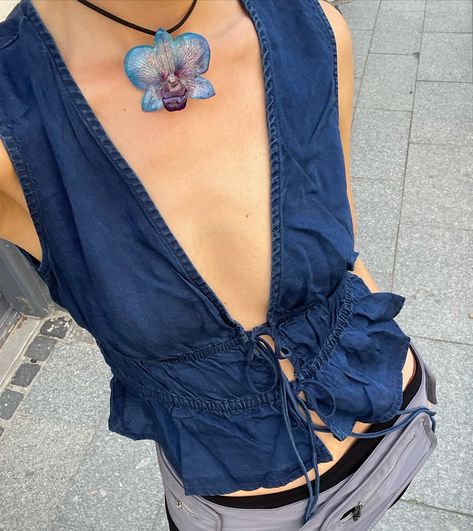 Our Orchid Necklaces are back and even better 💙 #lemonlua #lemonluajewelry #orchidnecklace Thrift Fits, 20’s Style, Orchid Necklace, Blue Clothes, Minimal Outfit, Accessories Ideas, Edgy Outfits, Casual Elegance, Clothes Collection