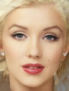 Marilyn Monroe Brow Makeup Tutorial, Skirt Diy, Robert Mapplethorpe, Marilyn Monroe Photos, Perfect Eyebrows, Norma Jean, Norma Jeane, Brow Makeup, Christina Aguilera