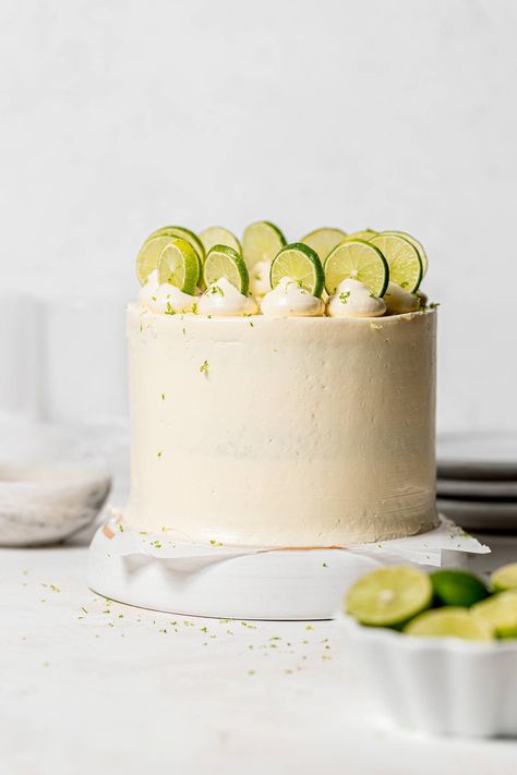 Key Lime Cake Lime Cake Recipe, Moist White Cake, Key Lime Cake, Orange Pound Cake, Lime Curd, Lime Cake, Boston Cream Pie, Cake Layers, Chocolate Fudge Cake